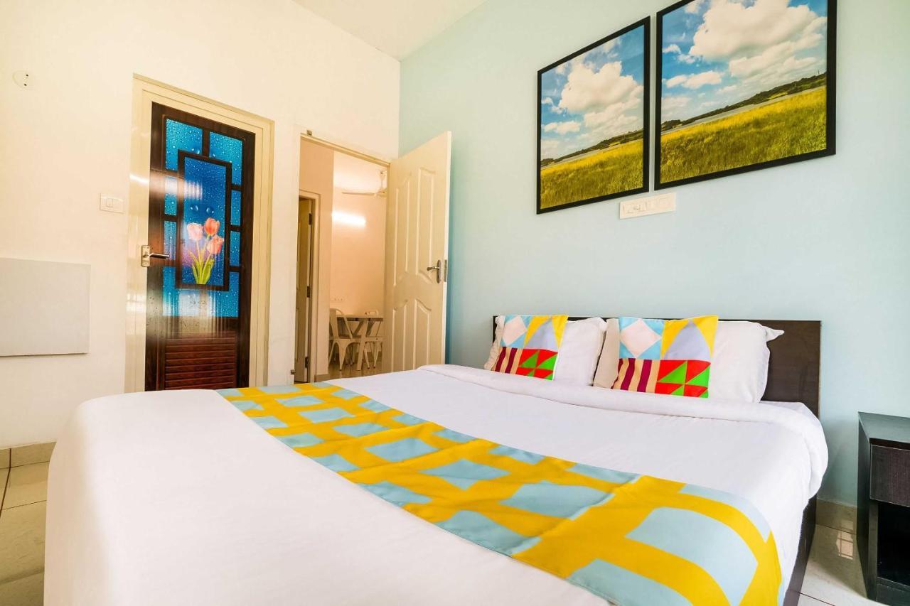 Hotel O Thykoodam Apartments Kochi Exterior photo